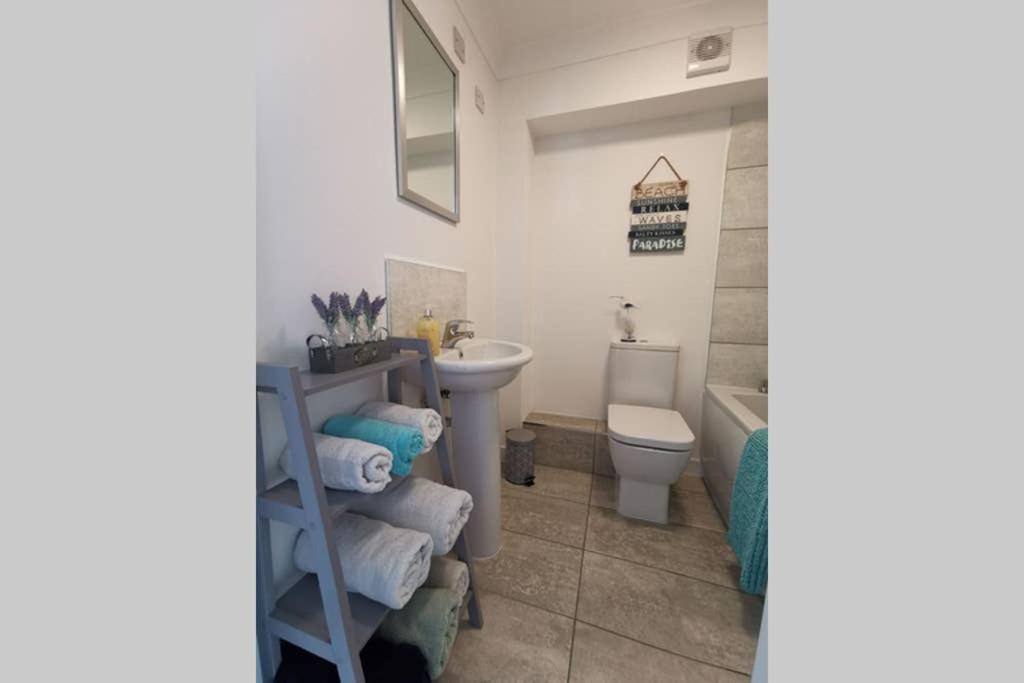 إينفيرنيس Central Station Apartment المظهر الخارجي الصورة